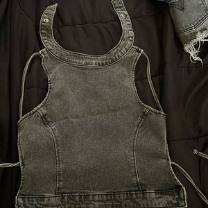 Pretty little thing backless top